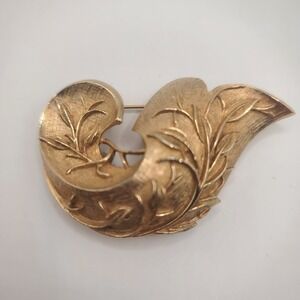 VINTAGE ESTATE SIGNED SARAH COVENTRY FLORAL GOLD TONE 2 3/8" BROOCH PIN BROACH
